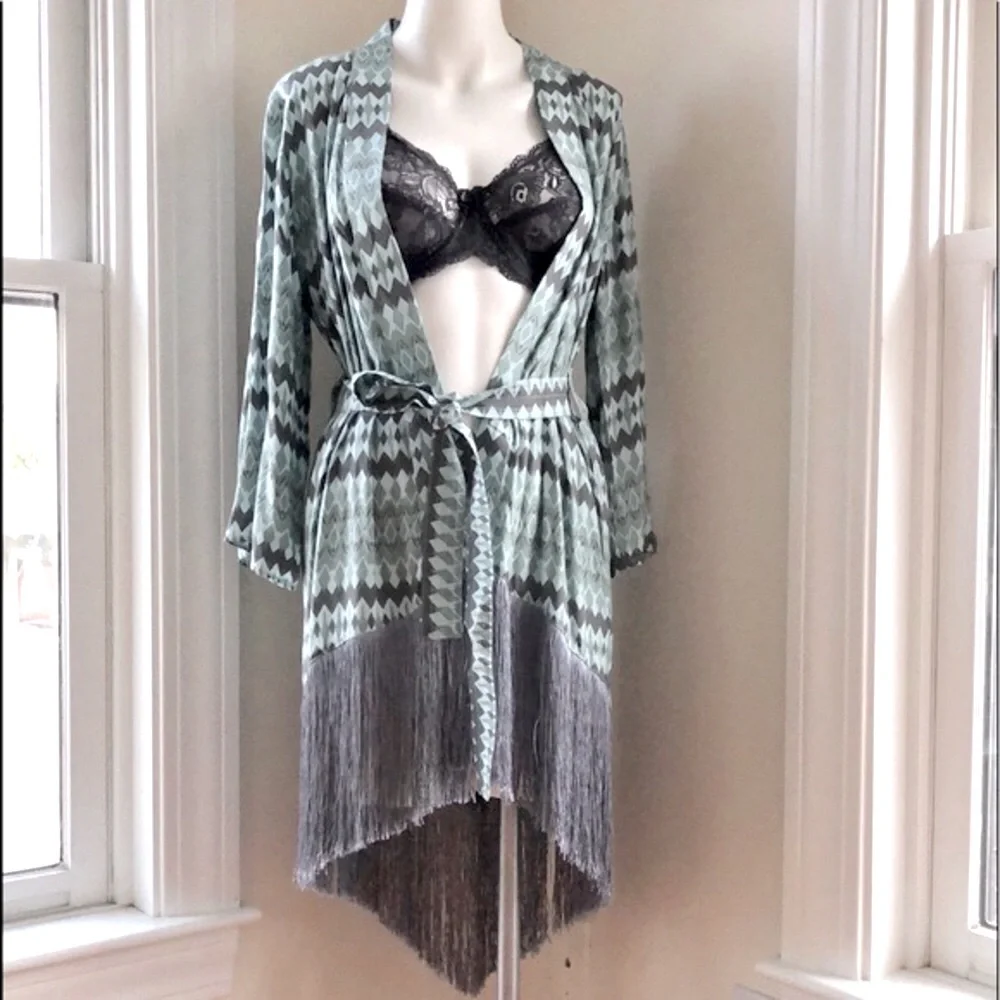 Fringe Hem Kimono, Handmade in Indonesia - Picture 2 of 9